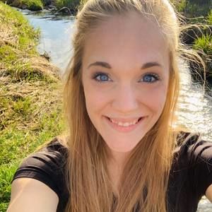 Meet your Posher, Kelly